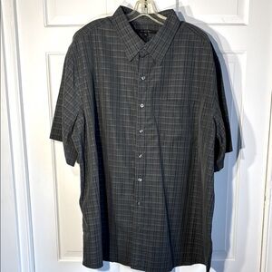 Synrgy Black and Gray Casual Button Down Shirt with Short Sleeves